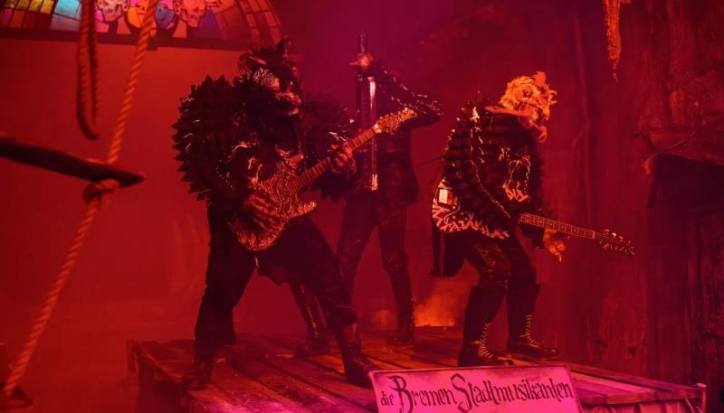 Группа Jane Air сыграла Бременских музыкантов в фильме «Король и Шут. Навсегда»