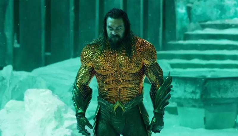 Исполнитель роли Аквамена Джейсон Момоа эвакуировался от наводнения