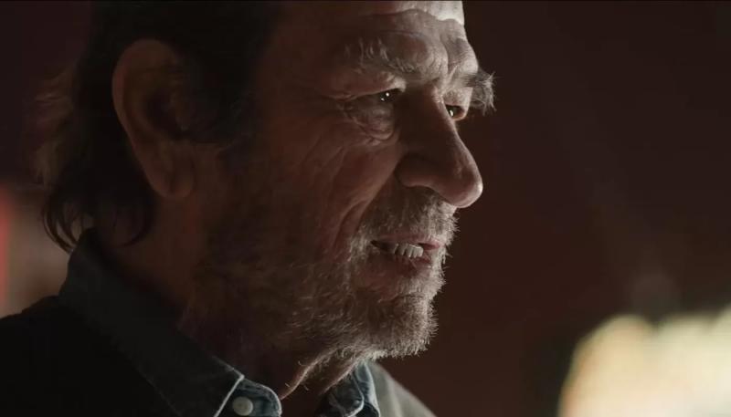 Томми Ли Джонс получил роль в криминальном сериале «Подноготная»