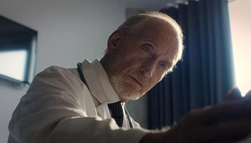 Звезда «Игры престолов» Чарльз Дэнс сыграет в фильме «Бэтмен 2»